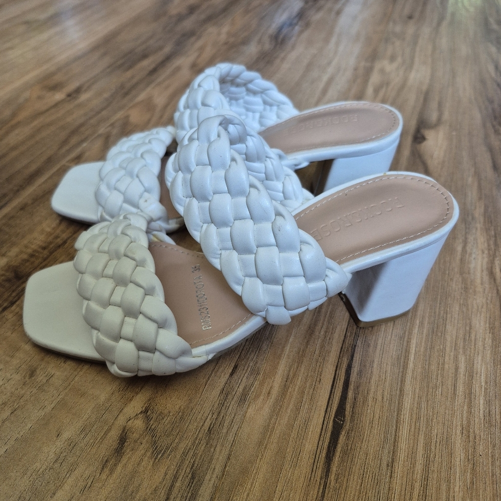 Rock & Rose Womens Shoes Size 35